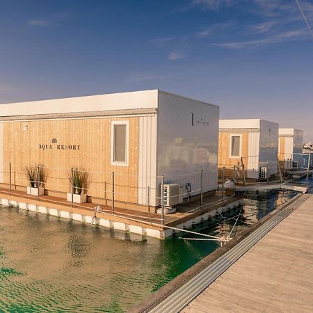 Aqua Resort Giulianova - Houseboat Experience Εξωτερικό φωτογραφία