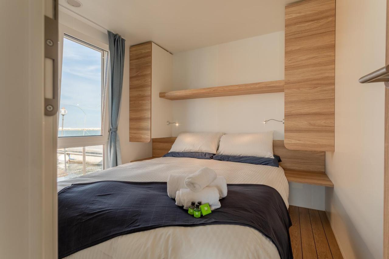Aqua Resort Giulianova - Houseboat Experience Εξωτερικό φωτογραφία