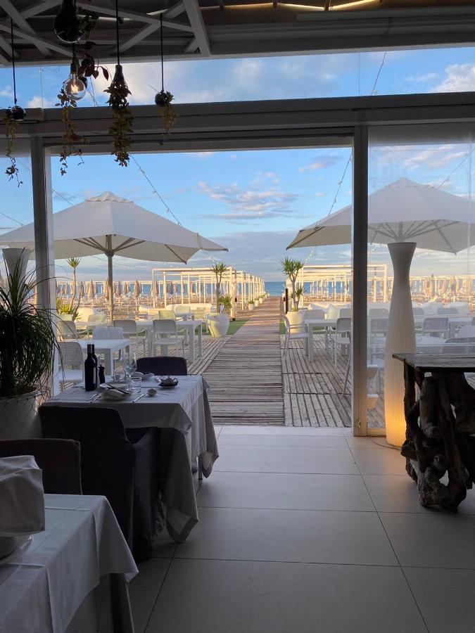 Aqua Resort Giulianova - Houseboat Experience Εξωτερικό φωτογραφία