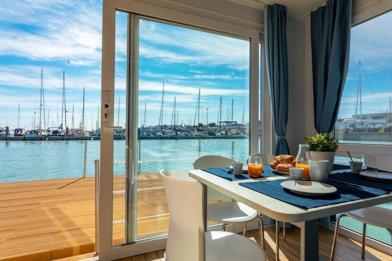 Aqua Resort Giulianova - Houseboat Experience Εξωτερικό φωτογραφία