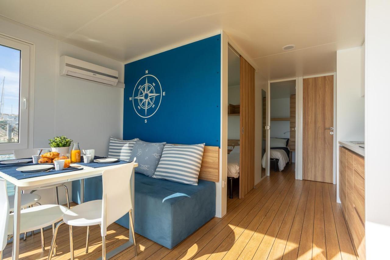 Aqua Resort Giulianova - Houseboat Experience Εξωτερικό φωτογραφία
